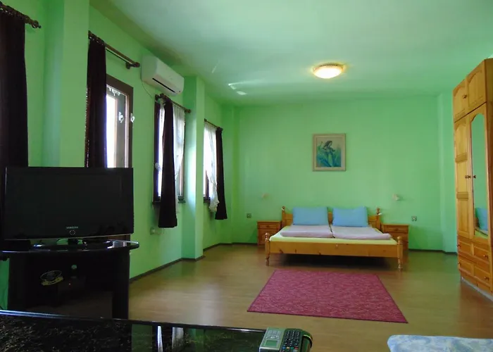 къщата Къща за гости